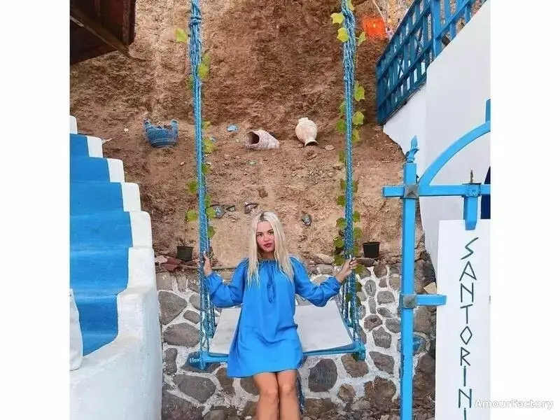 Nikol Profile image 1