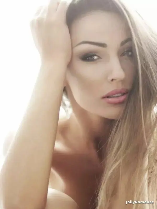 Zhanna Profile image 1