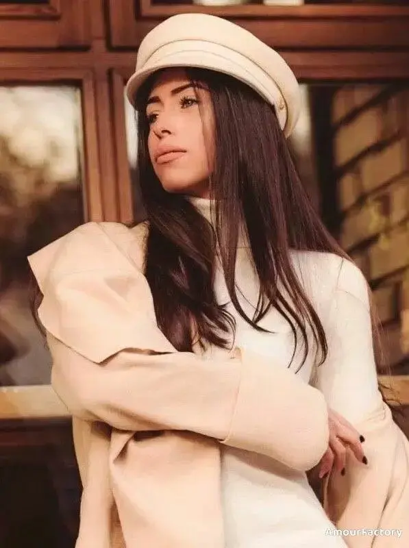 Alexandra Profile image 1