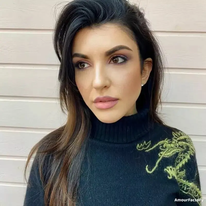 Maria Profile image 3