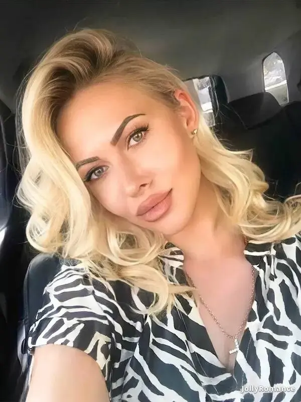 Anastasiya Profile image 4
