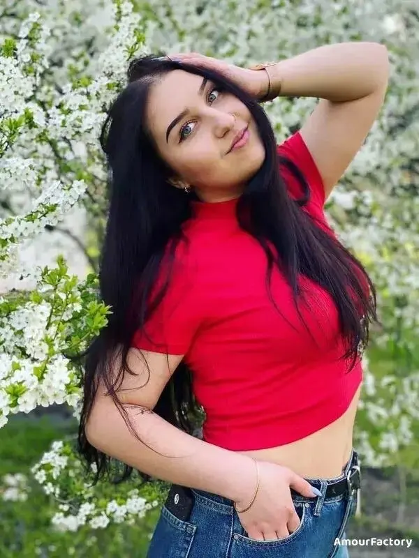 Natalia Profile image 3